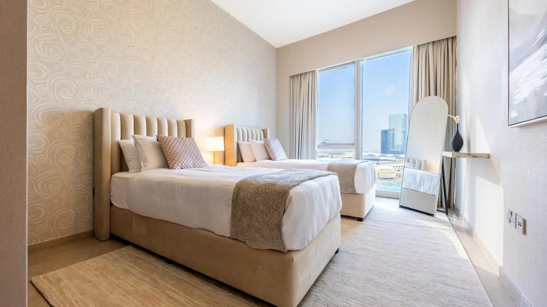 New 2 Bedroom Apartment Overlooking Burj Khalifa And Fountain View In Downtown Dubai