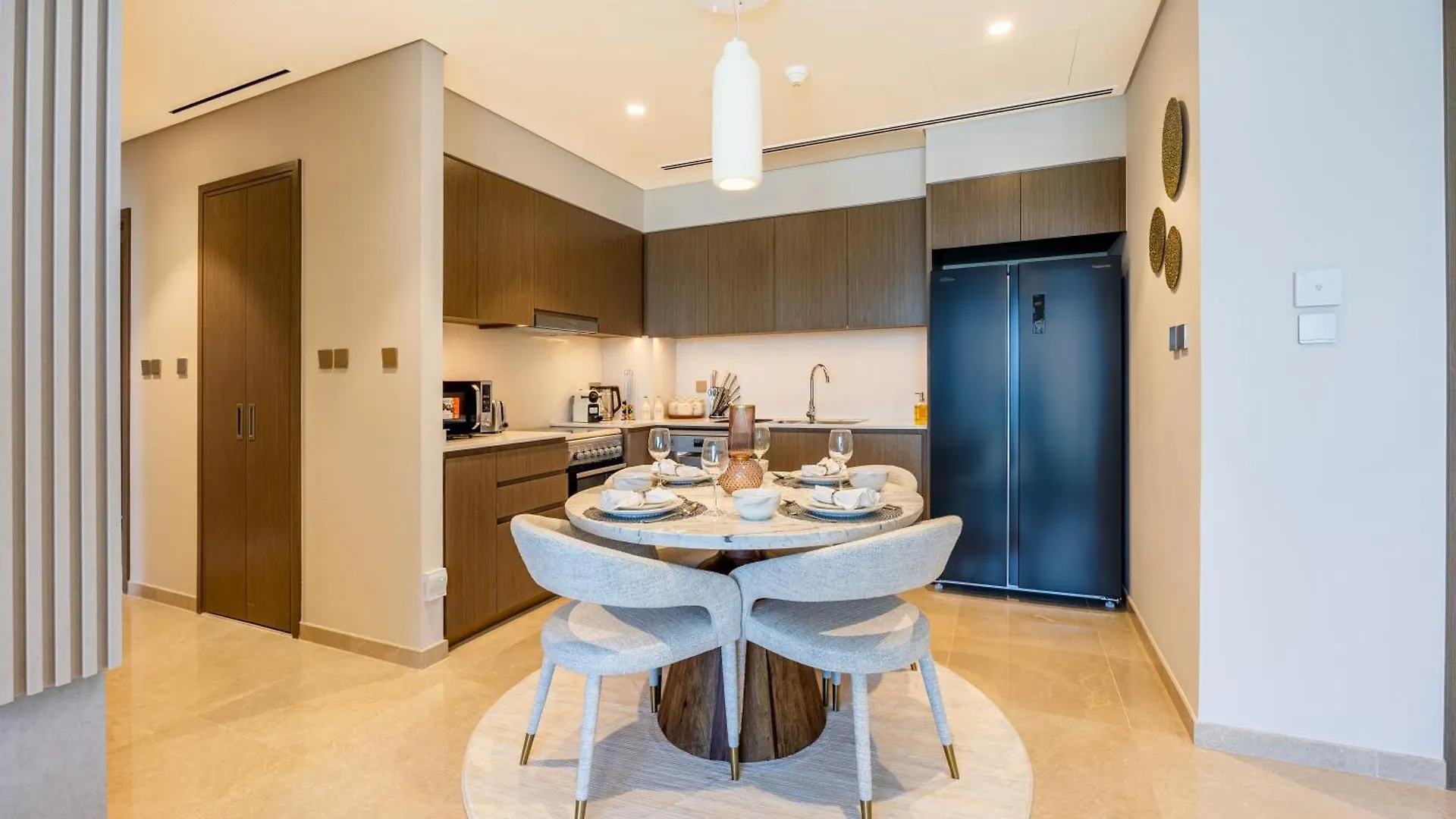 New 2 Bedroom Apartment Overlooking Burj Khalifa And Fountain View In Downtown Dubai
